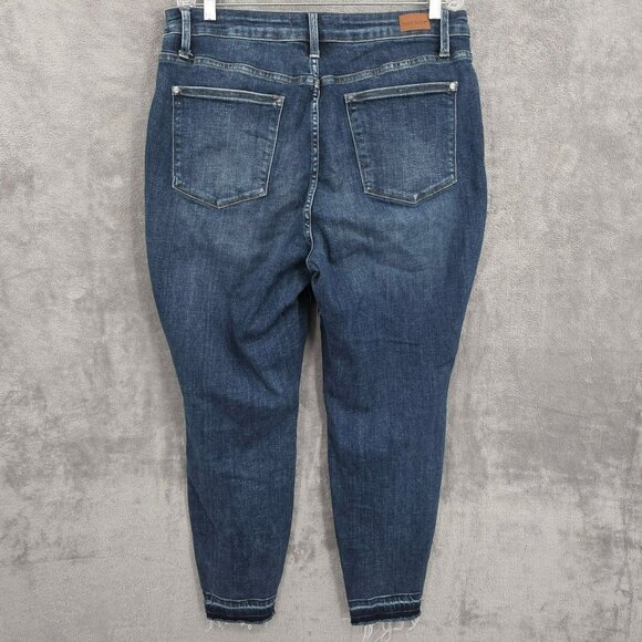 Judy Blue Skinny Fit Jeans 20W Medium Wash Distressed Raw Hem High Rise Stretchy - Picture 12 of 13